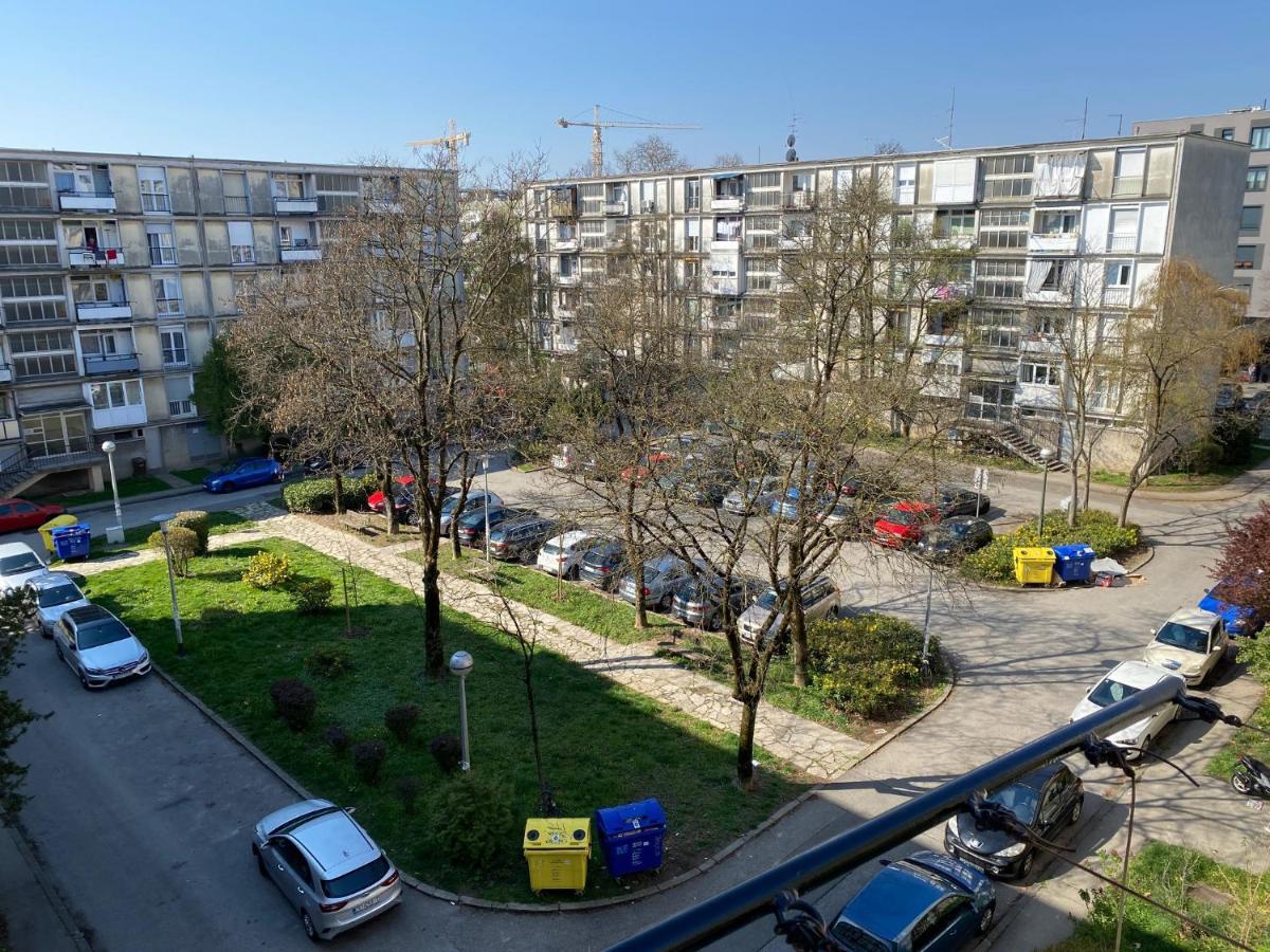 Colorful Urban Oasis Apartment Zagreb Ngoại thất bức ảnh