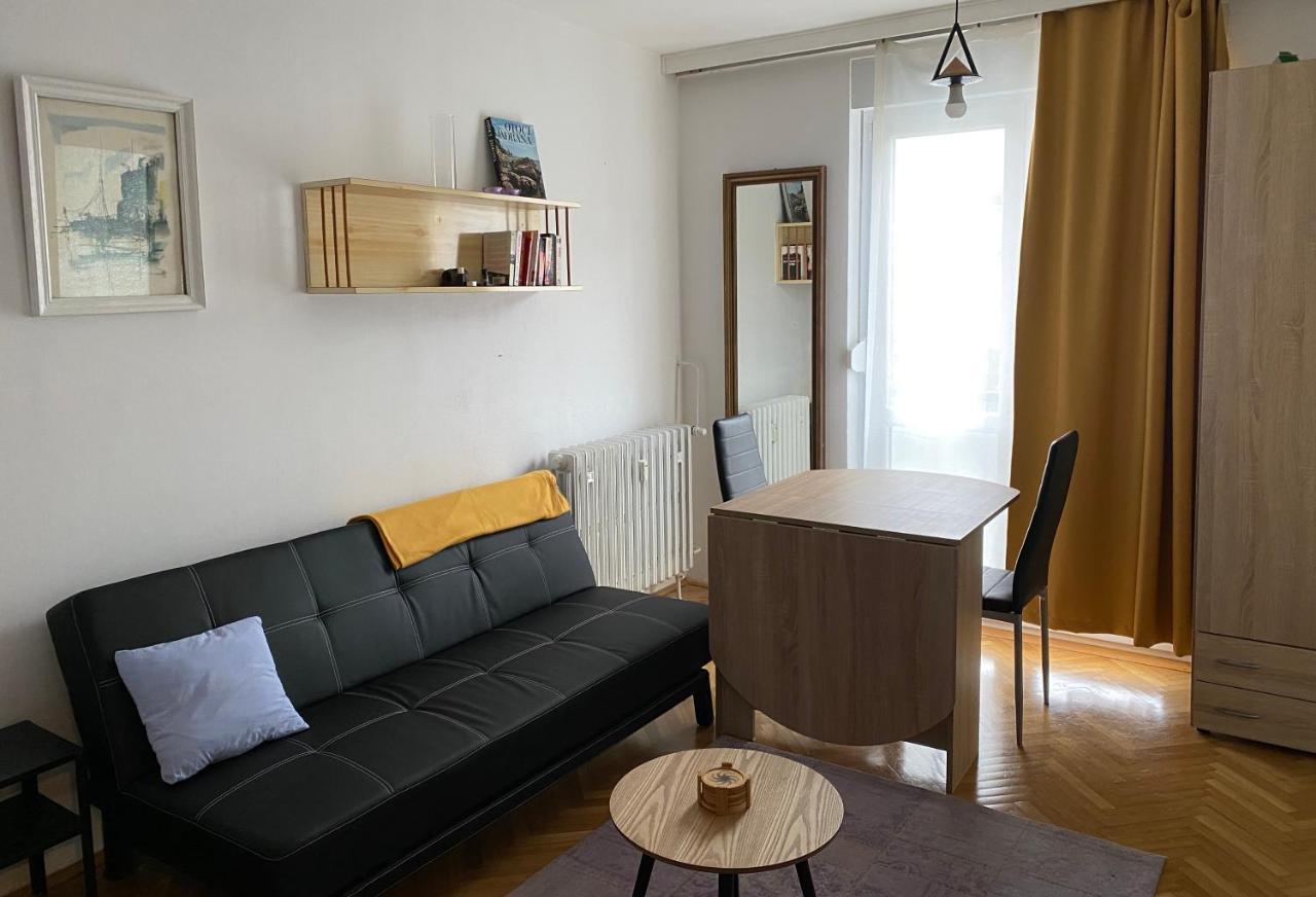 Colorful Urban Oasis Apartment Zagreb Ngoại thất bức ảnh