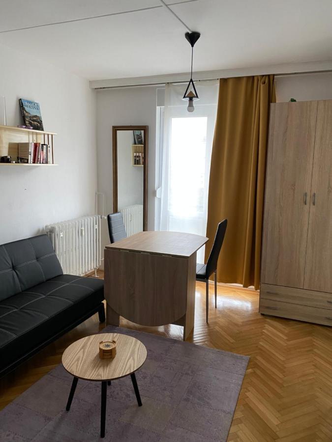 Colorful Urban Oasis Apartment Zagreb Ngoại thất bức ảnh