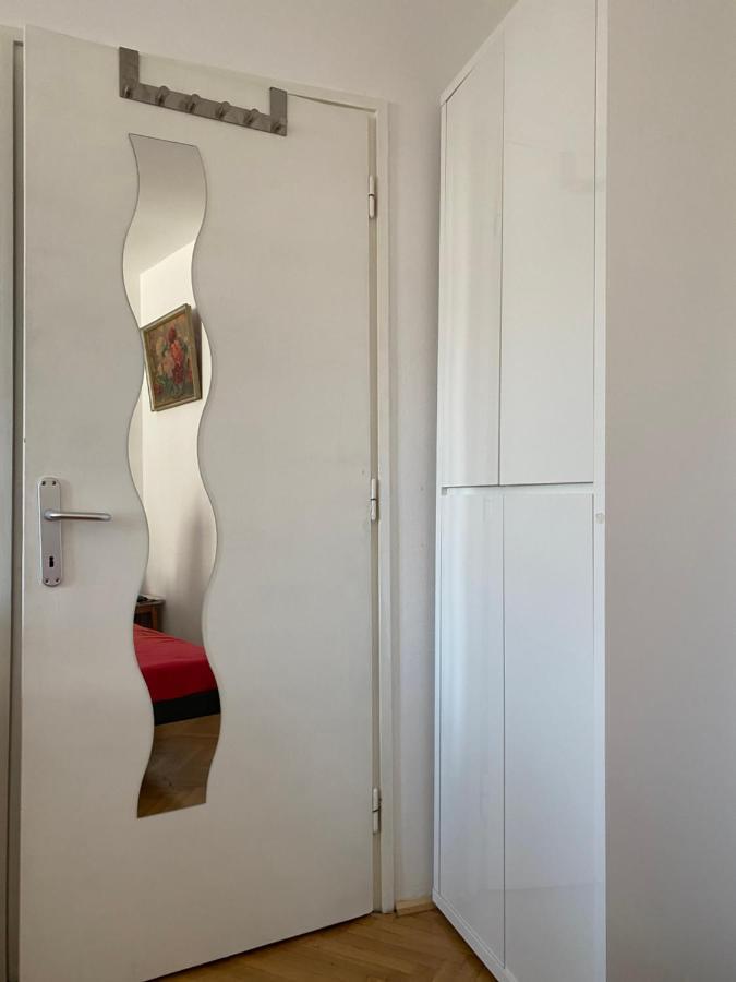 Colorful Urban Oasis Apartment Zagreb Ngoại thất bức ảnh